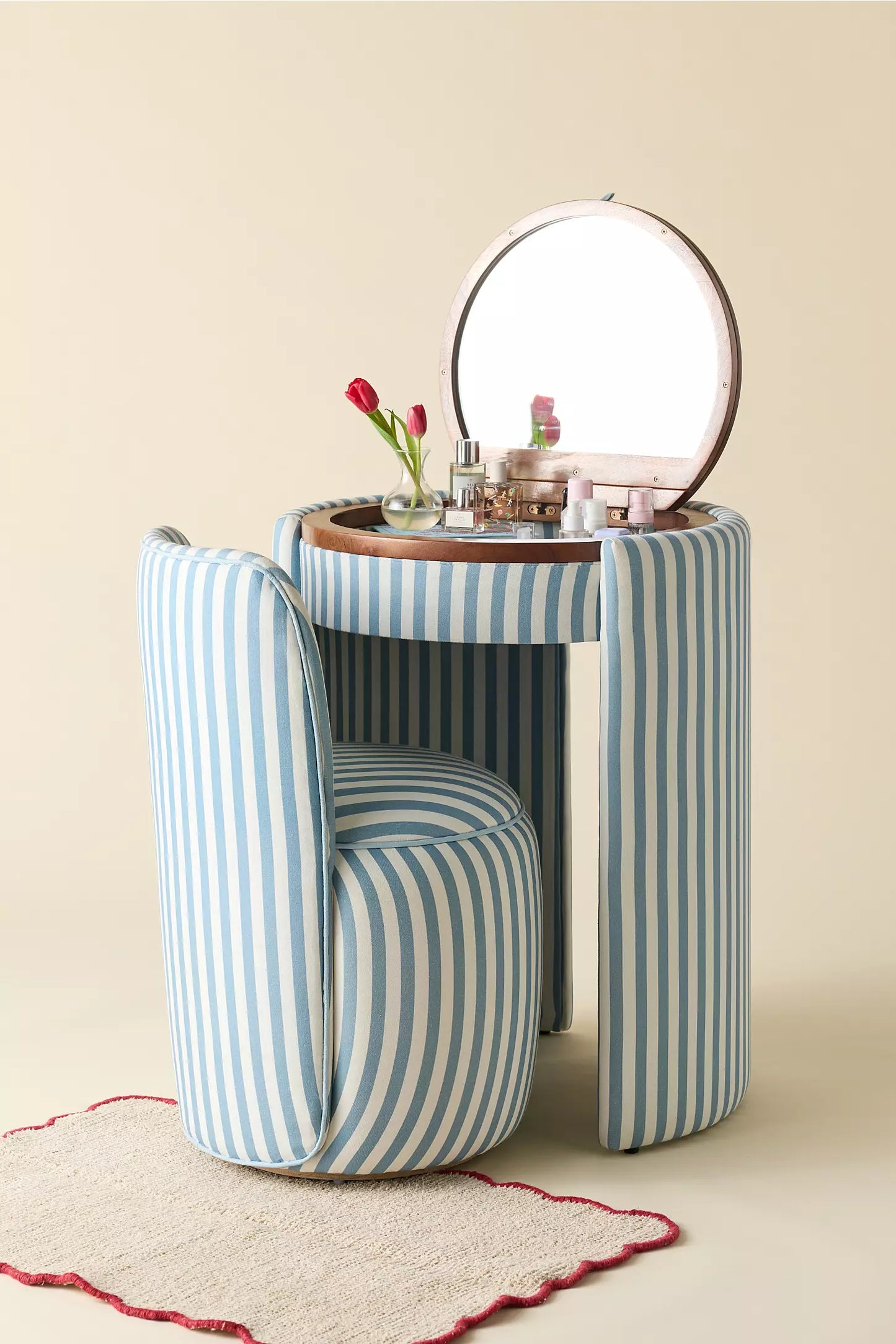 Voska™ Vanity &  Stool Set